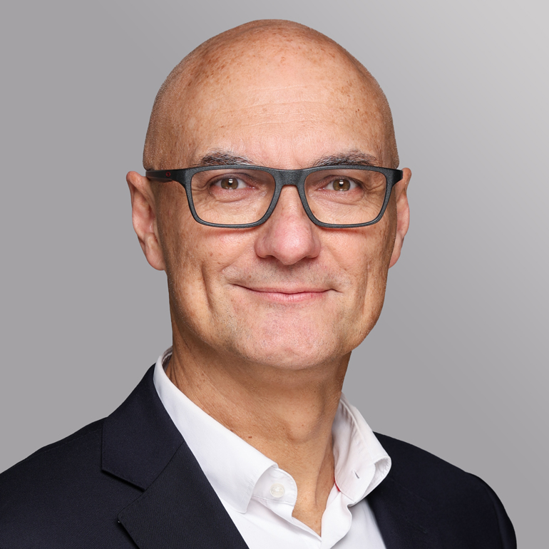 Dirk Fischer