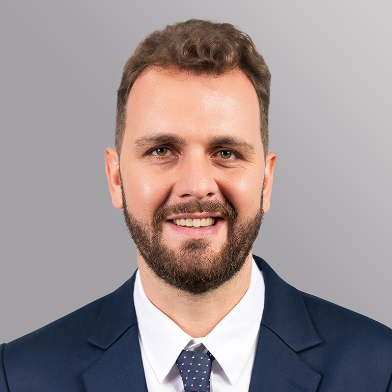 Dr Tino Haupt