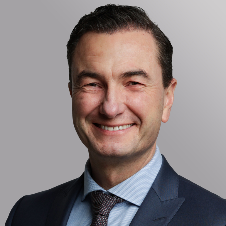 Dr. Thomas Wilk